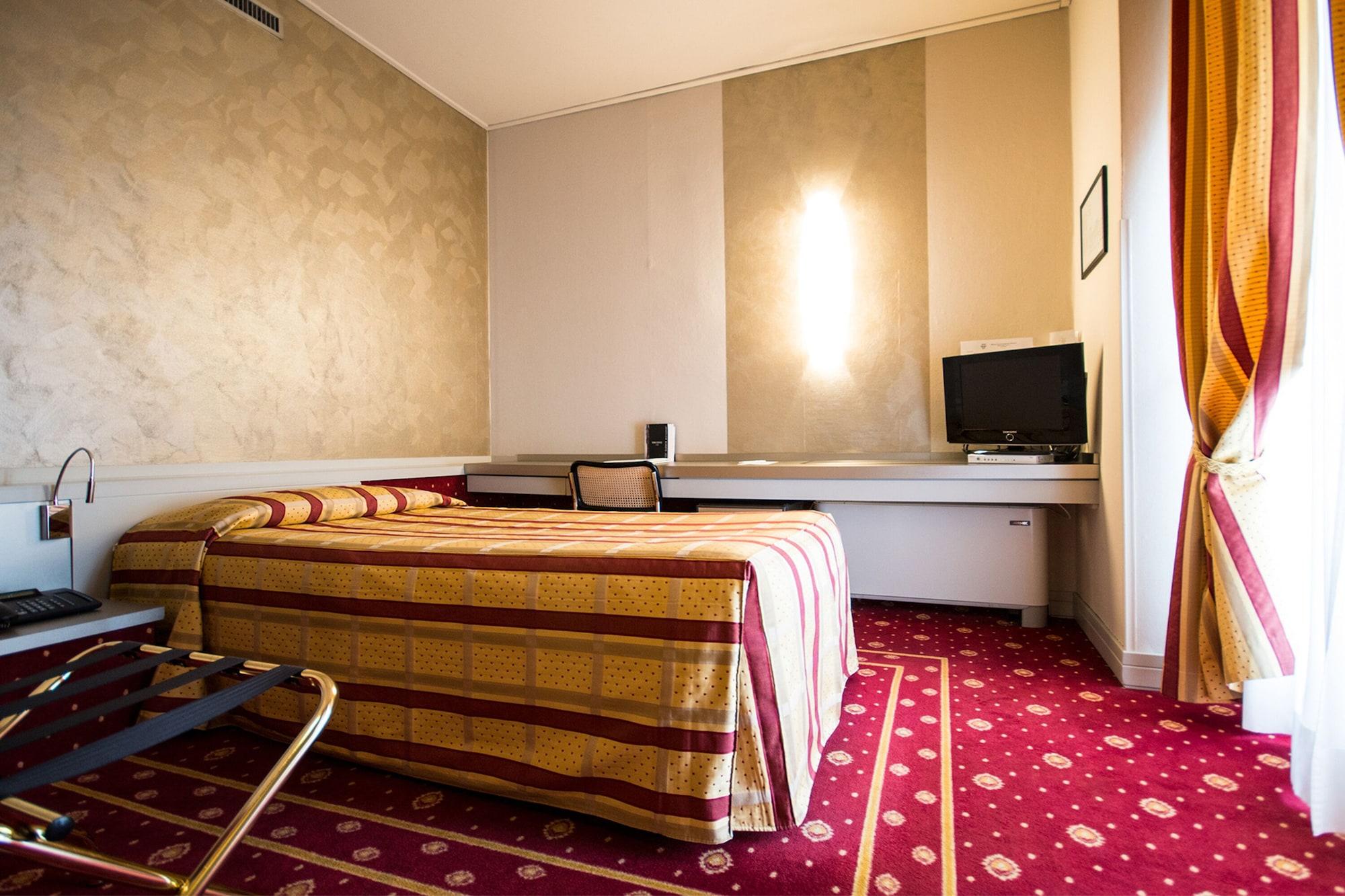 Hotel Excelsior San Marco Bergamo Esterno foto