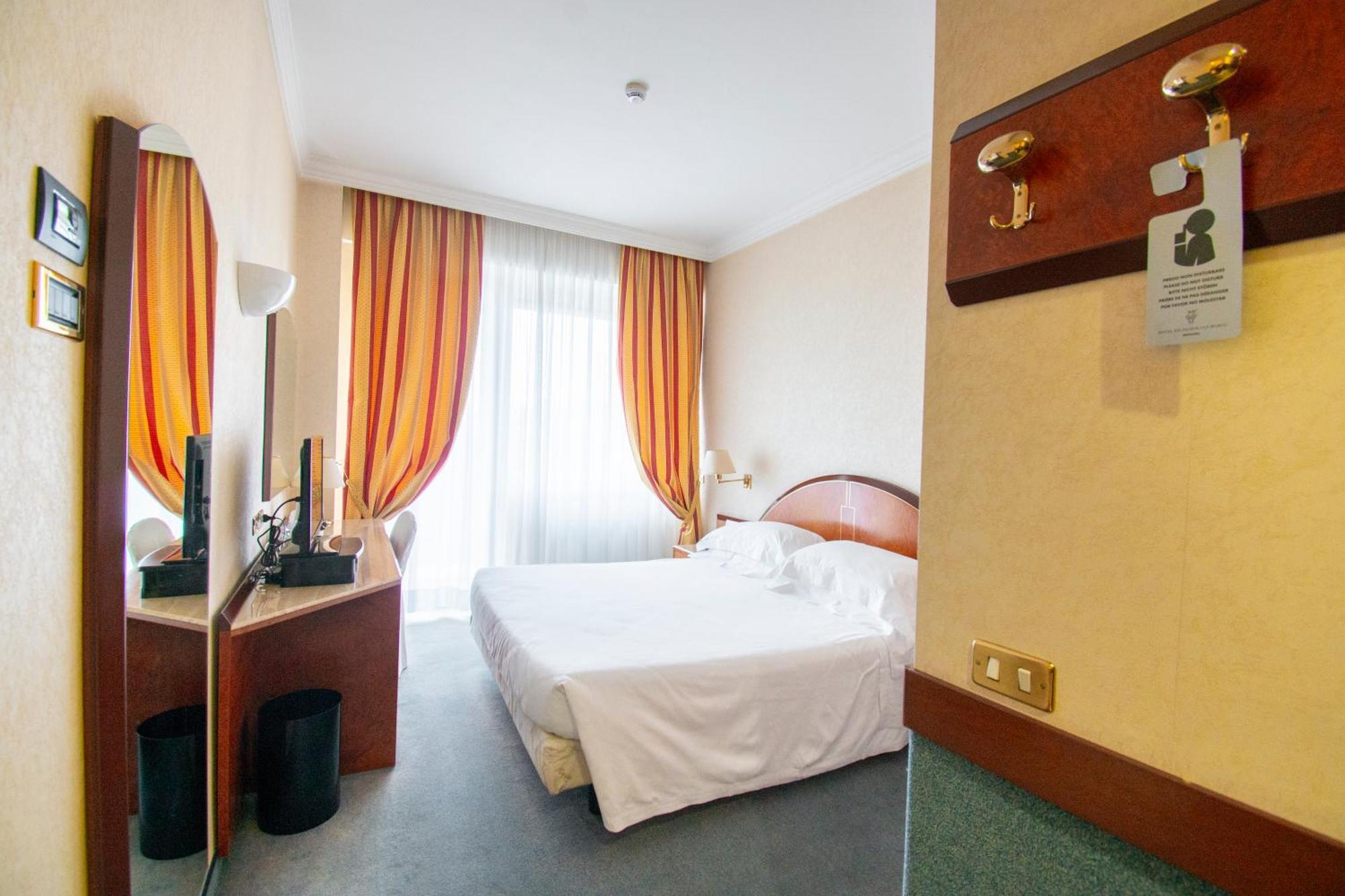 Hotel Excelsior San Marco Bergamo Esterno foto