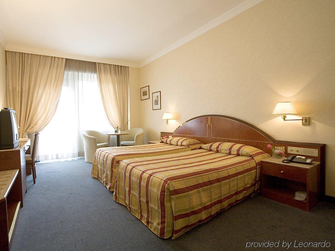 Hotel Excelsior San Marco Bergamo Camera foto